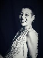 613028887: Chica busca chico en Sevilla