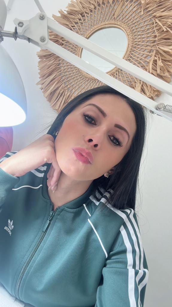 631006927: Travesti en Barcelona