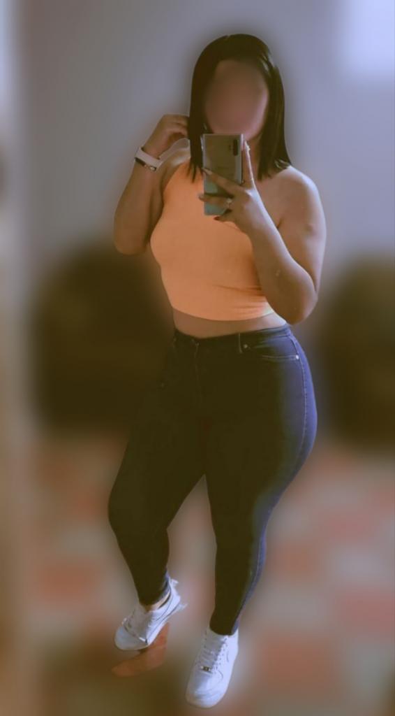 Chica busca chico en Tenerife: 