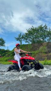 Chico busca chica en Mallorca: 