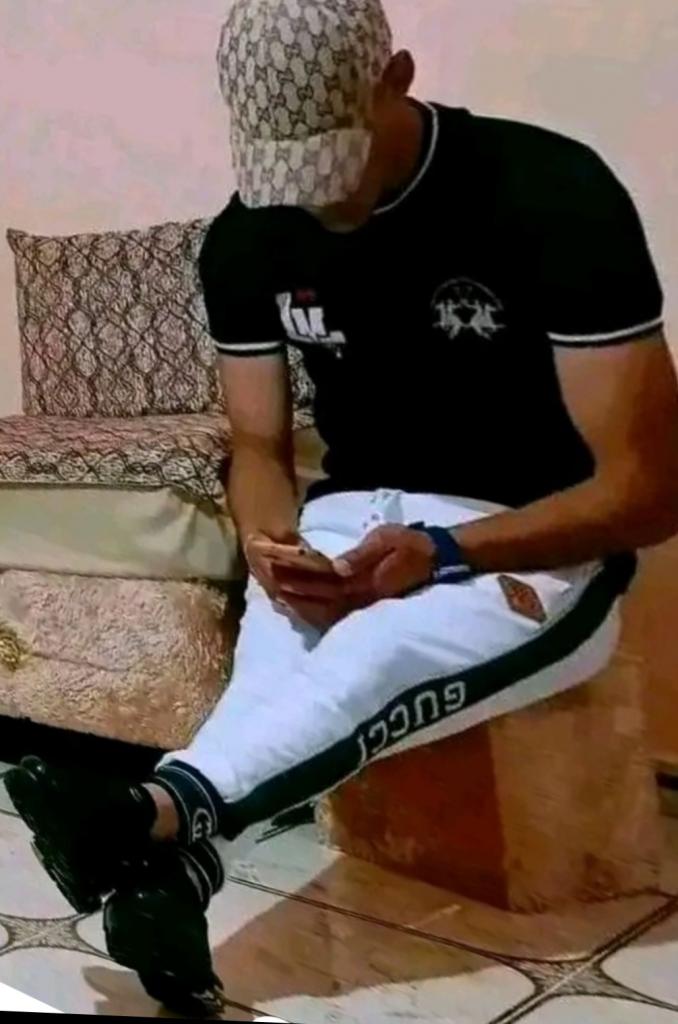 Chico busca chica en Las Palmas: 