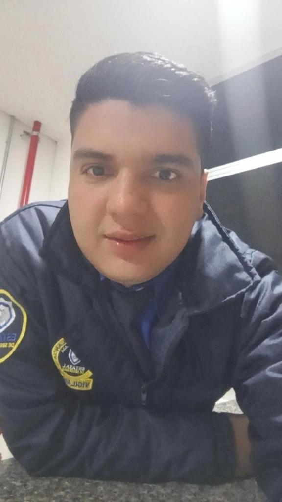 Chico busca chica en Tenerife: 