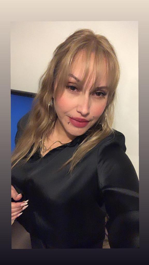 631637864: Chica busca chico en Valencia