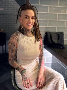 604884934: Chica busca chico en Cádiz