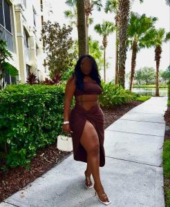 662469653: Chica busca chico en Córdoba