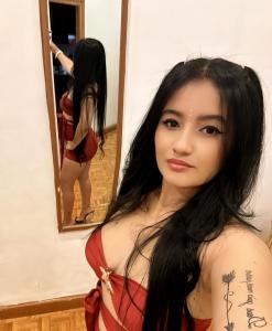 685773967: Chica busca chico en Huesca