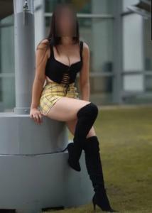 613807858: Chica busca chico en Valencia