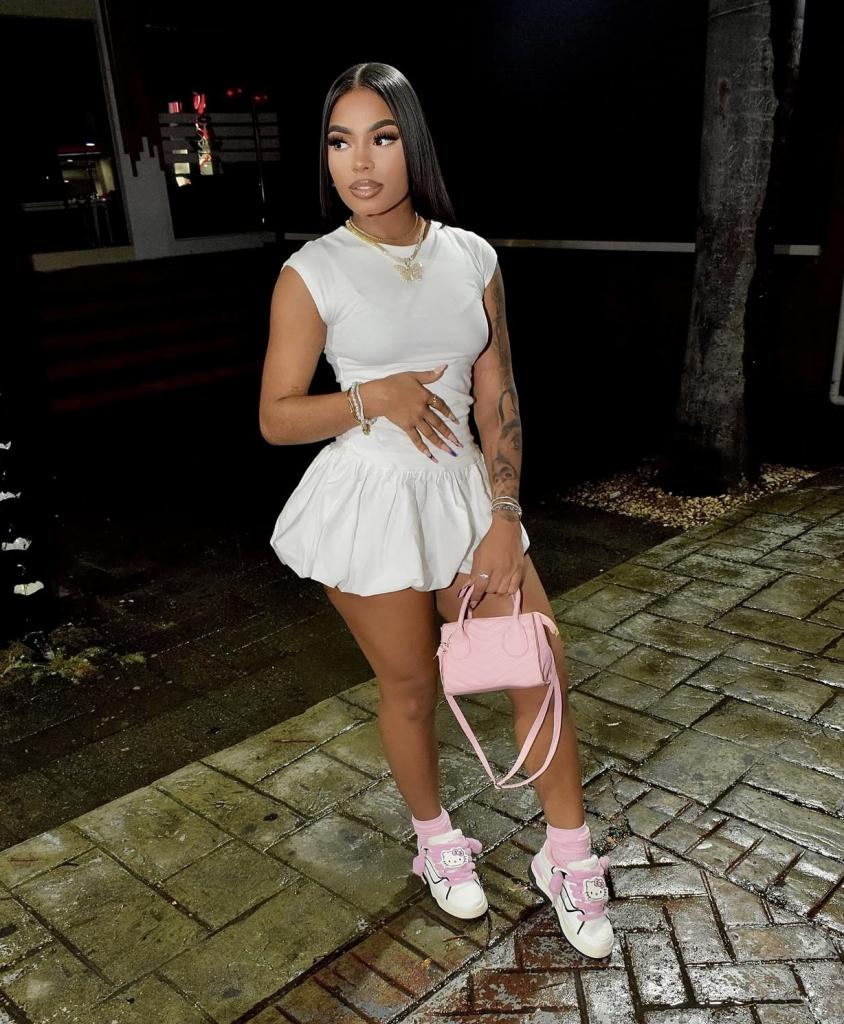 Chica busca chico en Cuenca: 