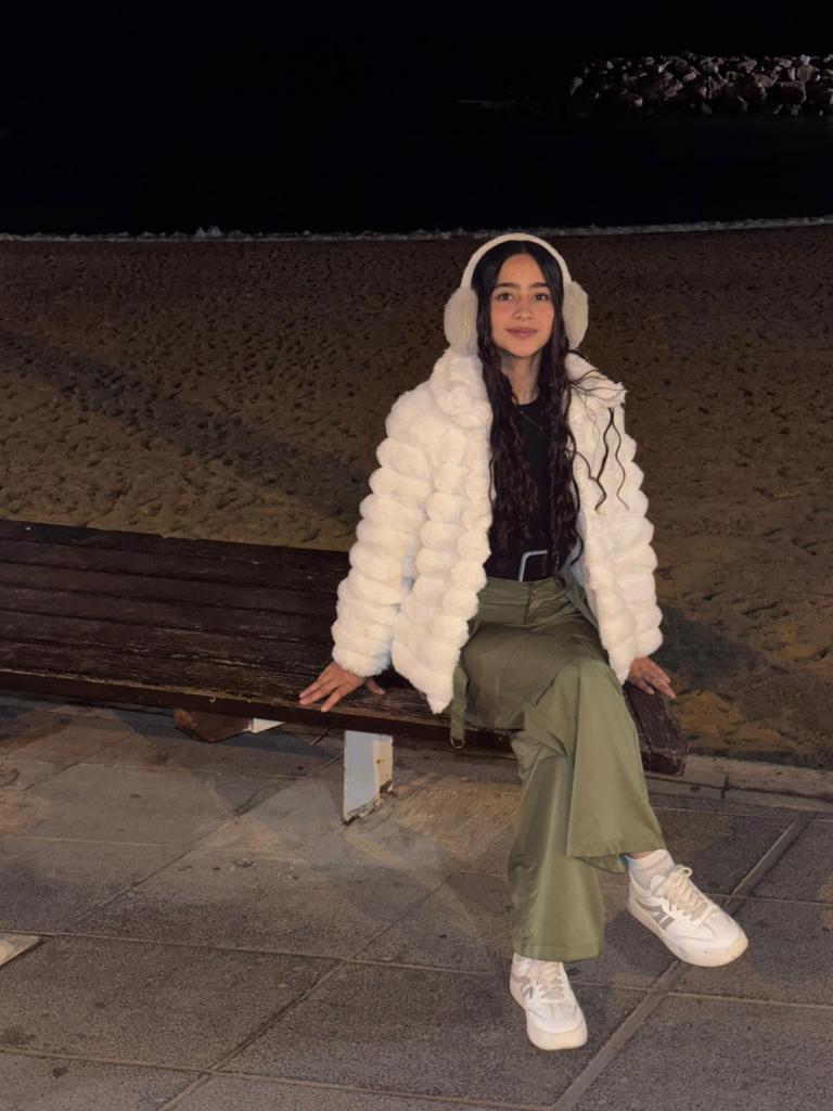 611280171: Chica busca chico en Murcia