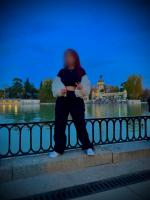 664256562: Chica busca chico en Madrid