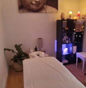 Chica busca chico en Gerona: 