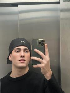 604385797: Chico busca chica en Alicante