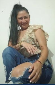 613808064: Chica busca chico en Castellón