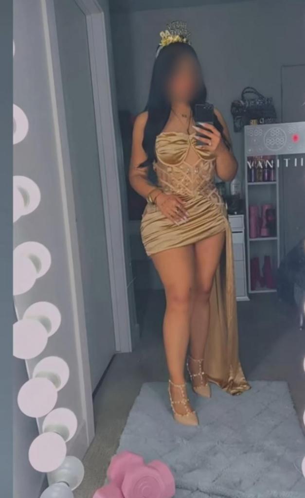 643614385: Chica busca chico en Córdoba