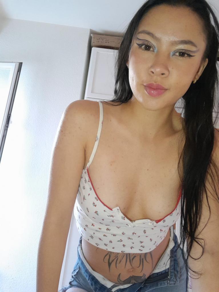 Chica busca chico en Granada: 