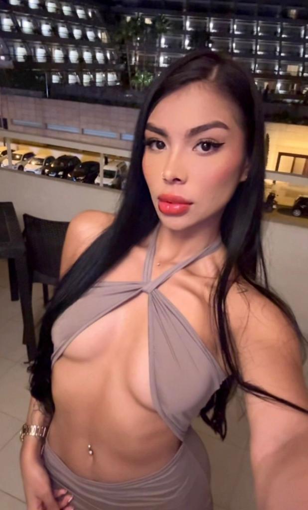 Chica busca chico en Barcelona: 