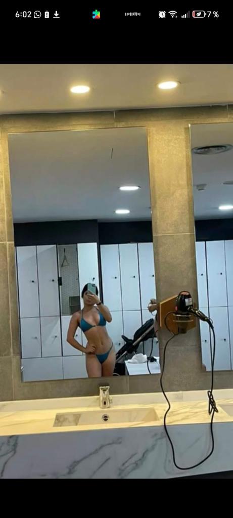 Chica busca chico en Barcelona: 