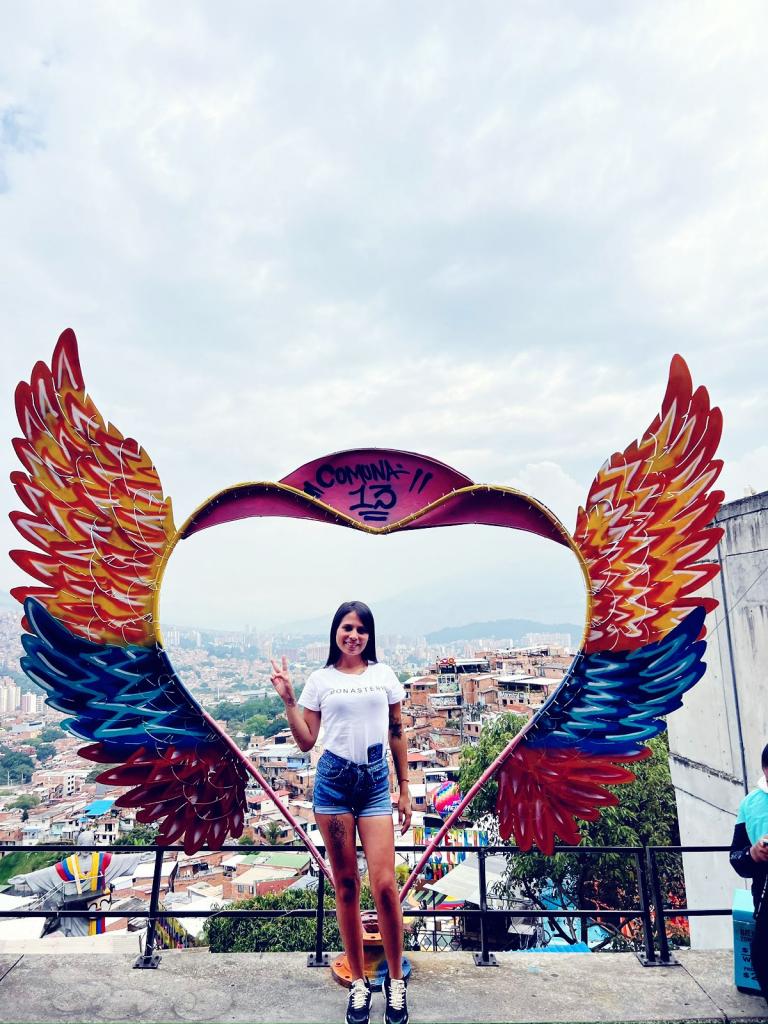 677659046: Chica busca chico en La Coruña