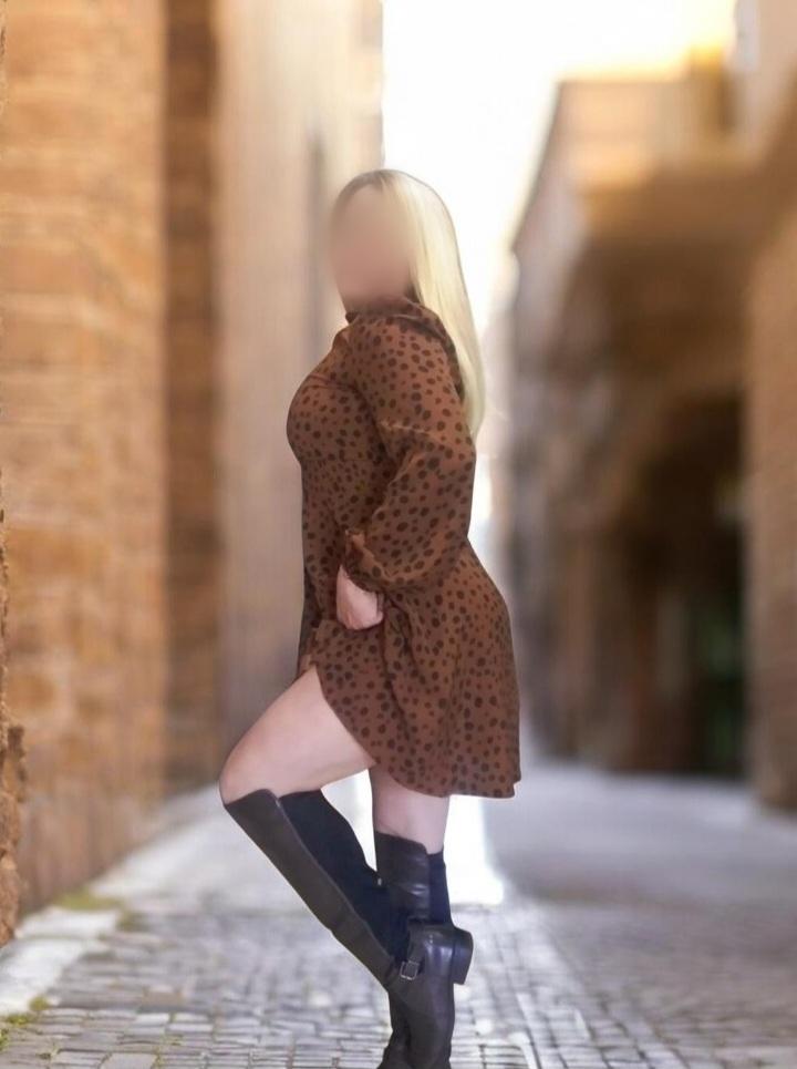 692565260: Chica busca chico en Murcia