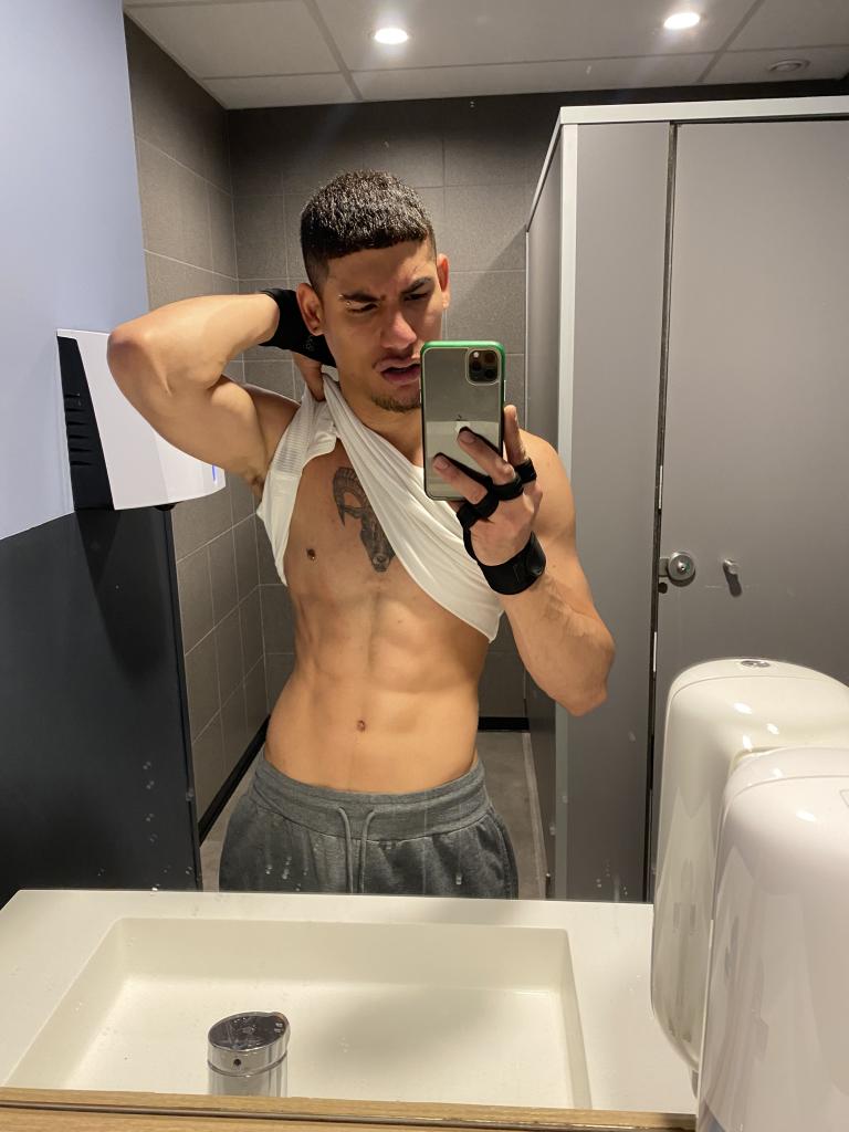 613798201: Chico busca chica en Madrid