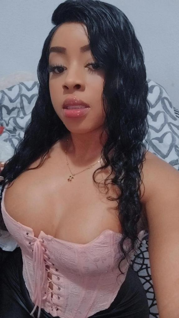 Chica busca chico en Ceuta: 