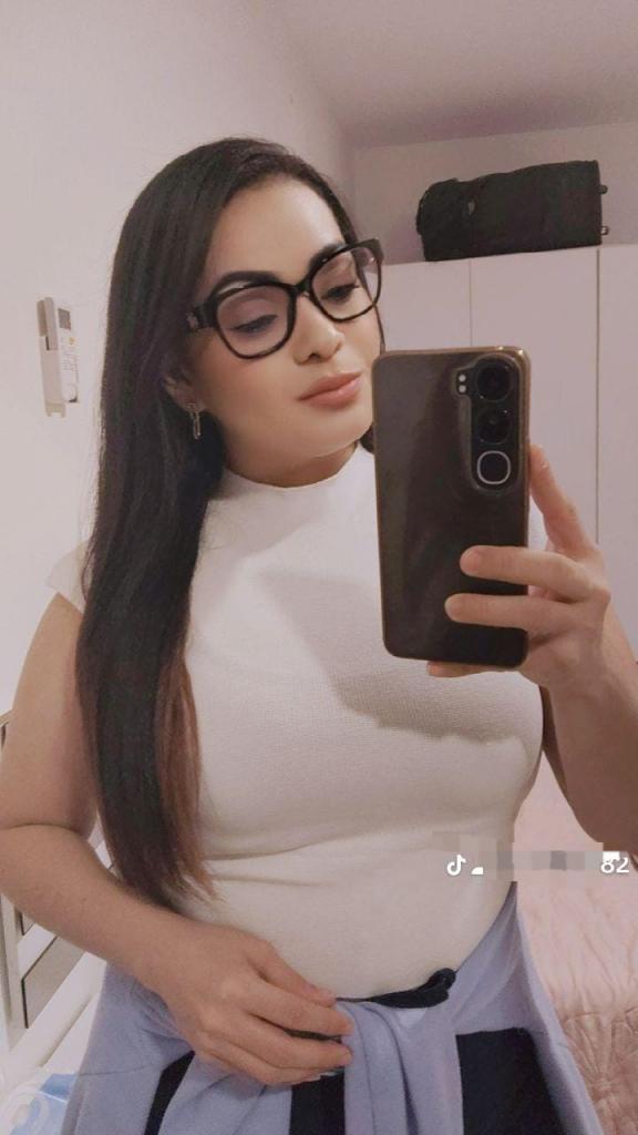 Chica busca chico en Sevilla: 