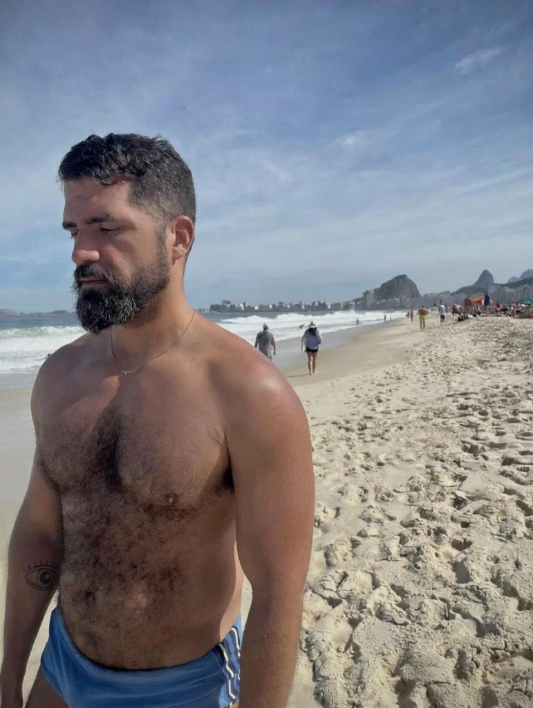 Chico busca chica en Tarragona: 