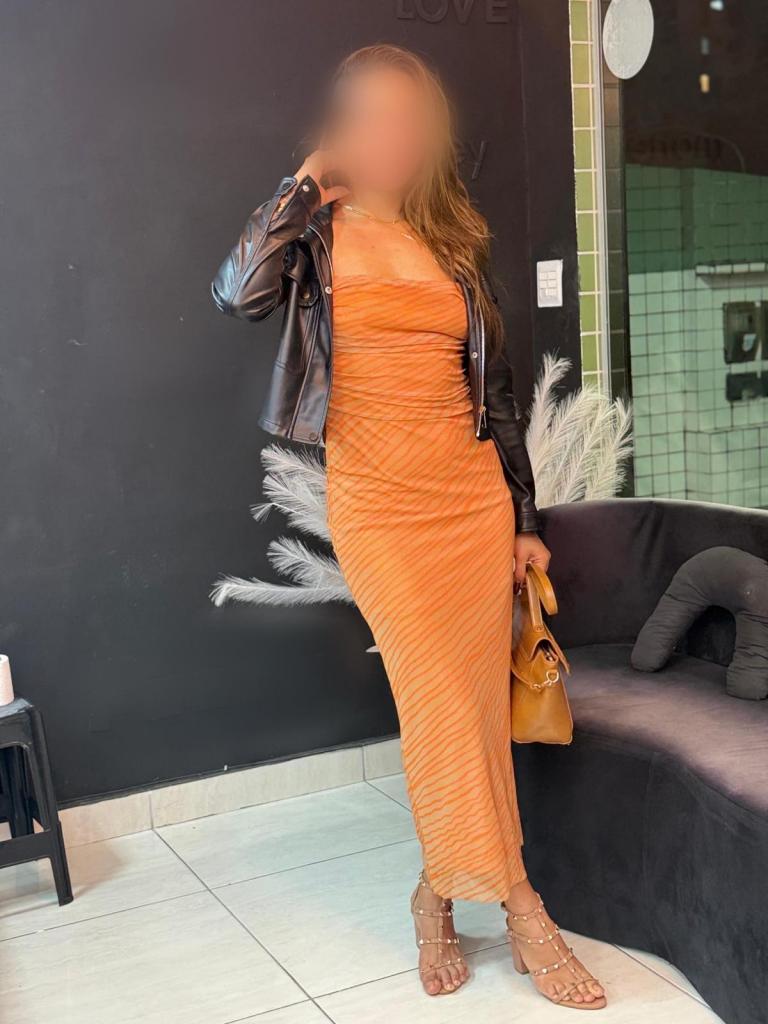 642645803: Chica busca chico en Salamanca