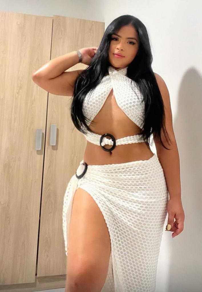 604203356: Chica busca chico en Murcia