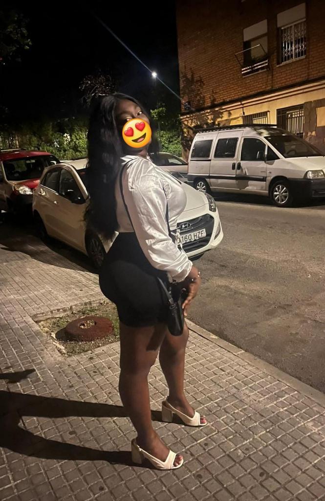 Chica busca chico en Barcelona: 