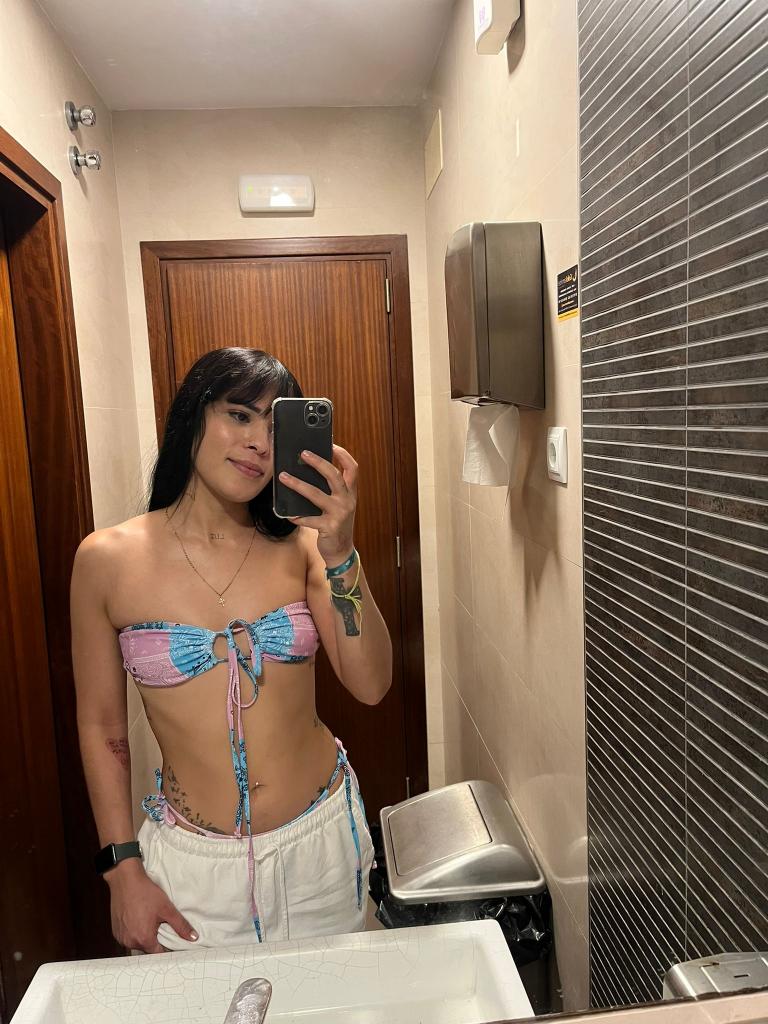 Chica busca chico en Ibiza: 