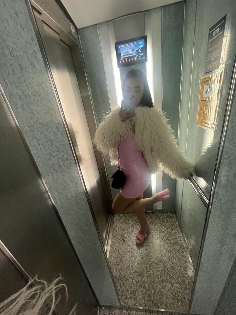 614987454: Chica busca chico en Almería