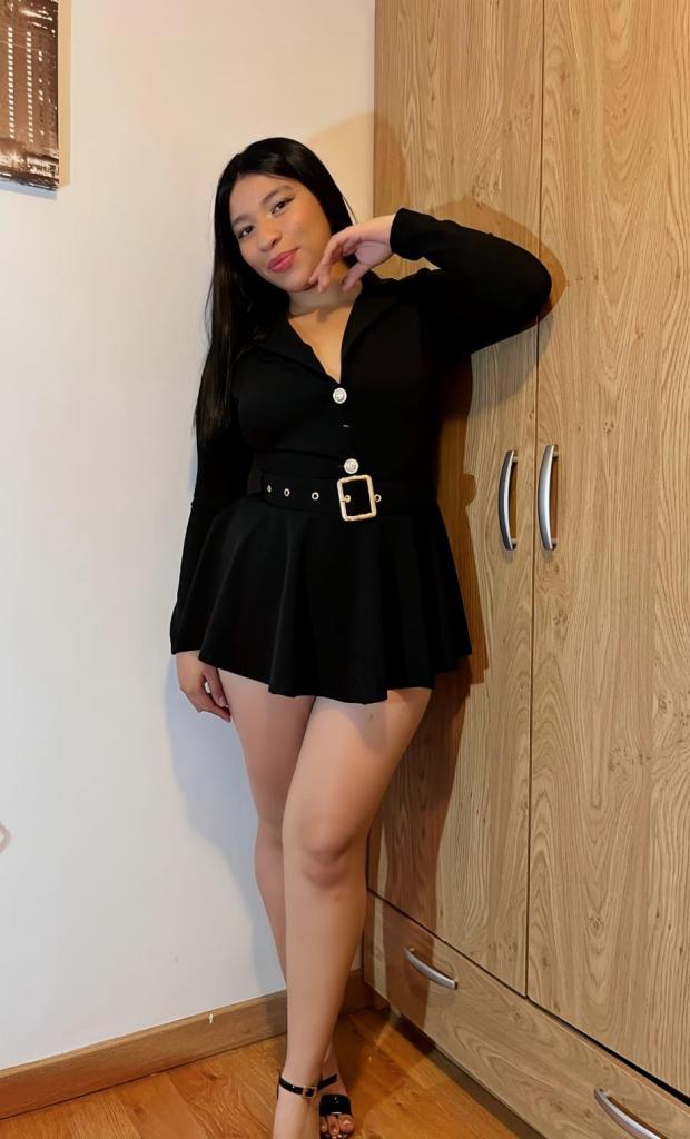 614894099: Chica busca chico en Málaga