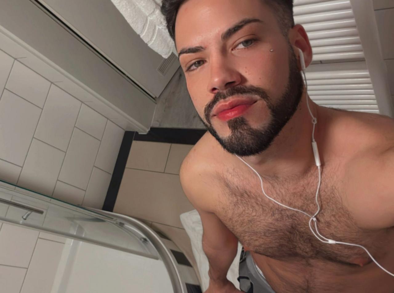 Chico busca chica en Jaén: 