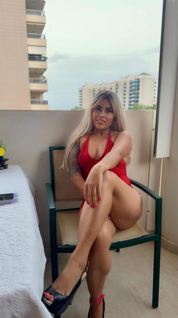 685485147: Chica busca chico en Alicante