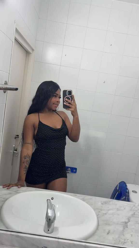 632352009: Chica busca chico en Gerona