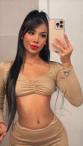 617781712: Chica busca chico en Barcelona