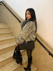 643171543: Chica busca chico en Zaragoza