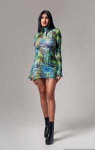 667435679: Chica busca chico en Gerona