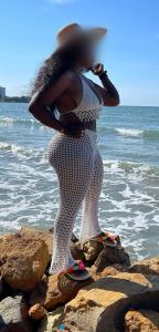 613552491: Chica busca chico en Málaga