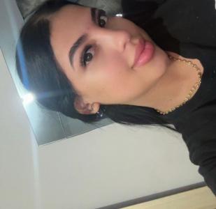 631727041: Chica busca chico en Cádiz