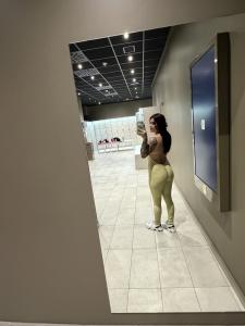 614161168: Chica busca chico en Zaragoza