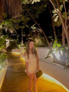 685225753: Chica busca chico en Málaga