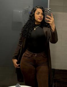 604162349: Chica busca chico en Pontevedra