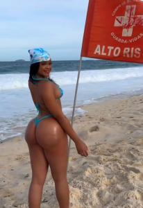 611265138: Chica busca chico en Málaga