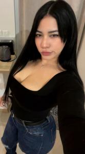 667042068: Chica busca chico en Barcelona