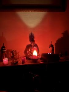 647329944: Chica busca chico en Barcelona