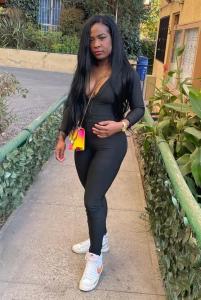 633393078: Chica busca chico en Málaga