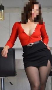 643710494: Chica busca chico en Sevilla