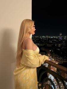 674624202: Chica busca chico en Barcelona